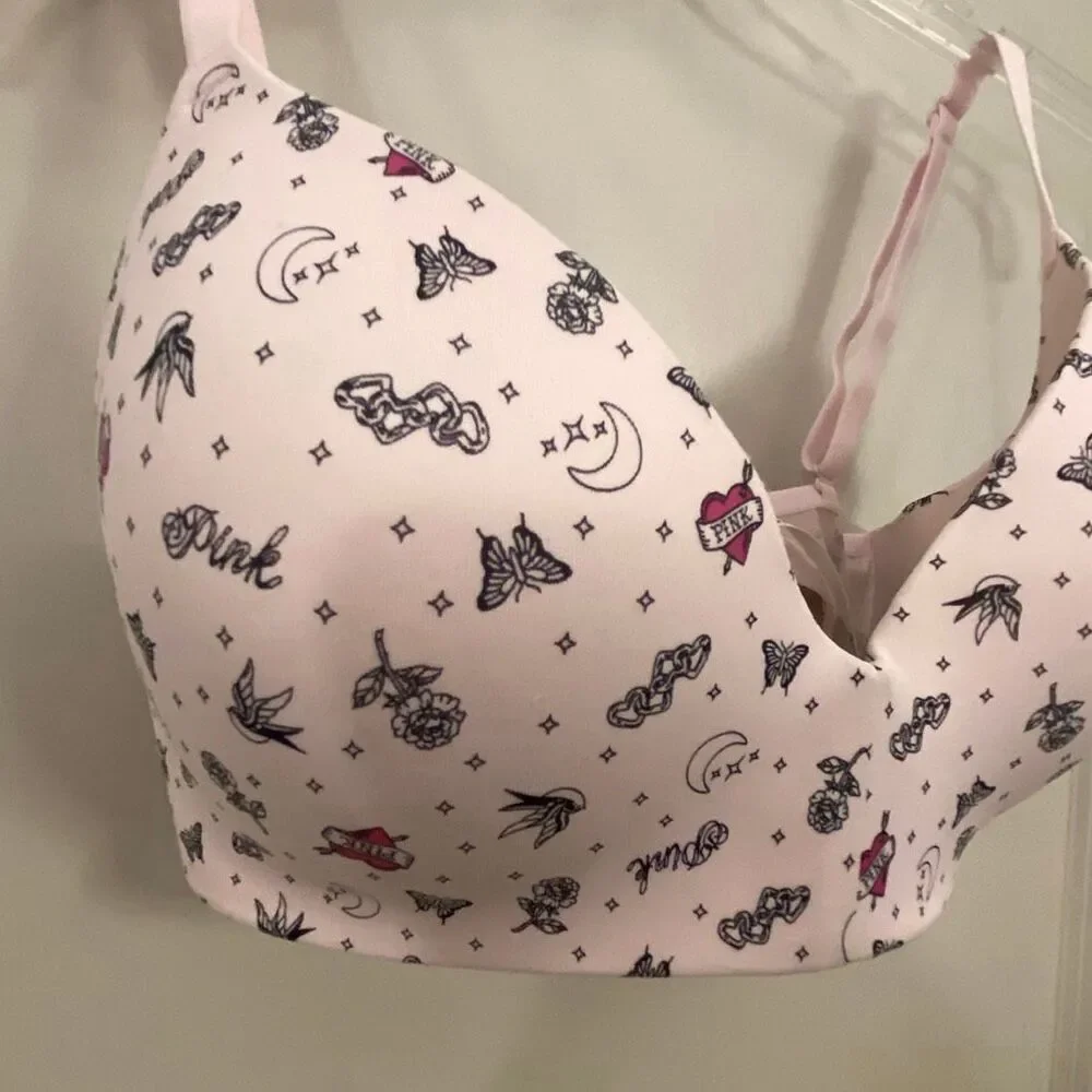 Victoria’s Secret wear everywhere wireless lightly lined bra size 34DD